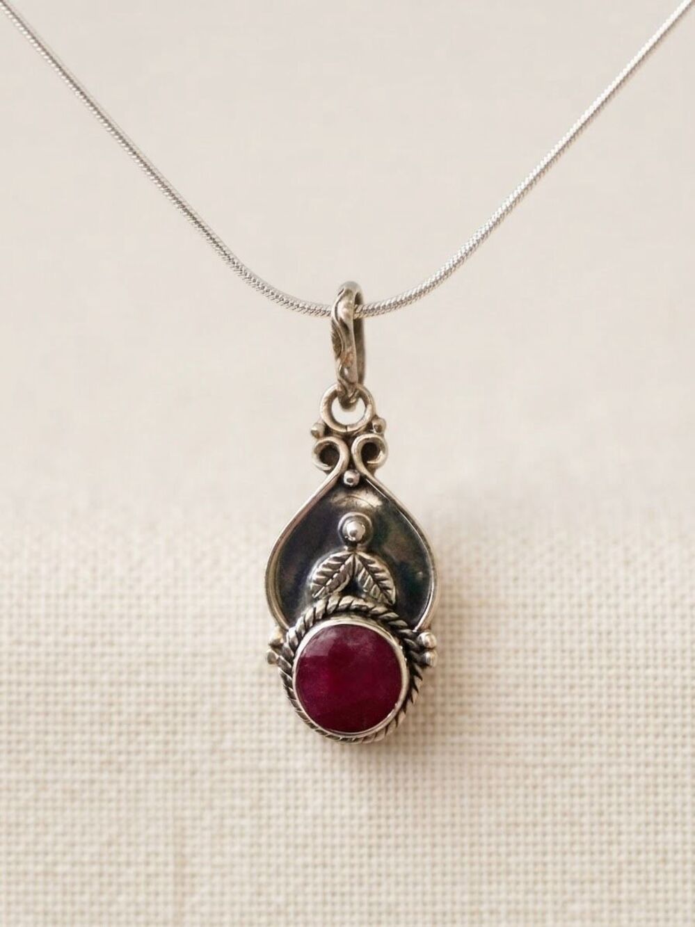 Vintage Style Sterling Silver Ruby Gemstone Pendant Necklace Ornate Design